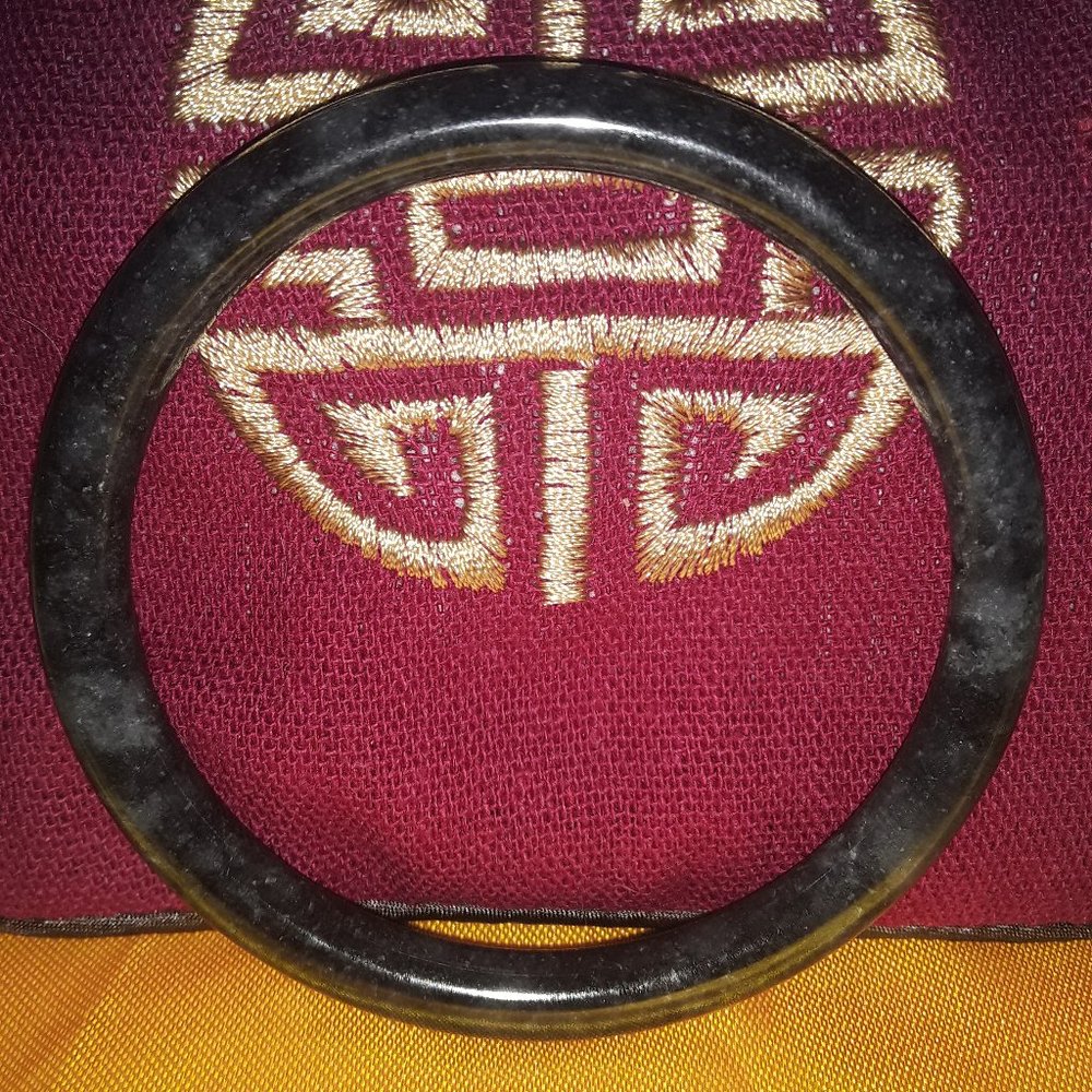 Black jade bangle